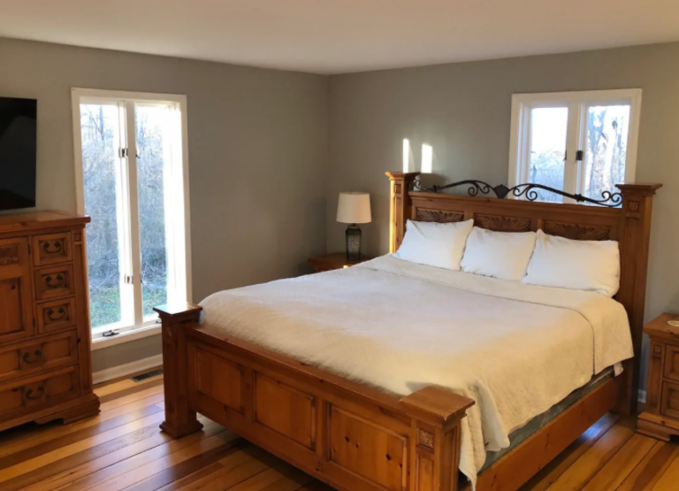 Best Kentucky Airbnb Couples Getaway Spots LexFun4Kids