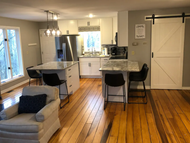 Best Kentucky Airbnb Couples Getaway Spots LexFun4Kids