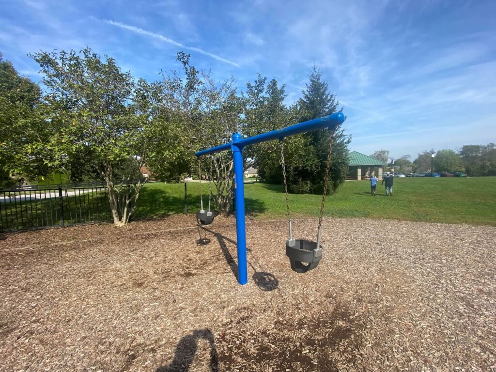 Swings Pleasant Ridge park