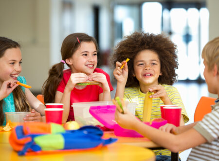 Food Allergy in Children graphic kids eating